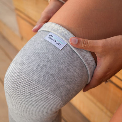 Walking comfortably with the bamboo knee sleeve
